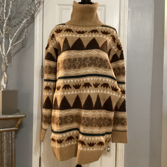 Aztec Print Sweater - Picture 4 of 6